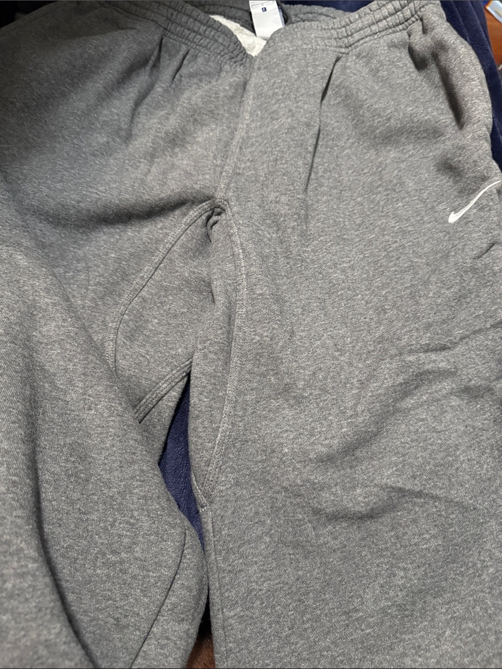 Nike Heather Gray Jogger Sweatpants with White Swoosh